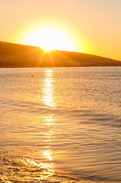 Lever du soleil sur la mer Noire