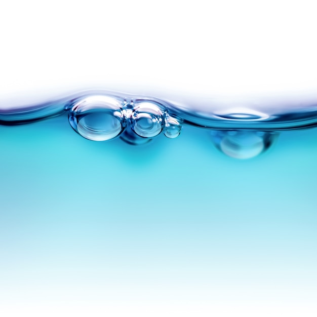 Ligne d'eau avec gros plan de bulles d'air