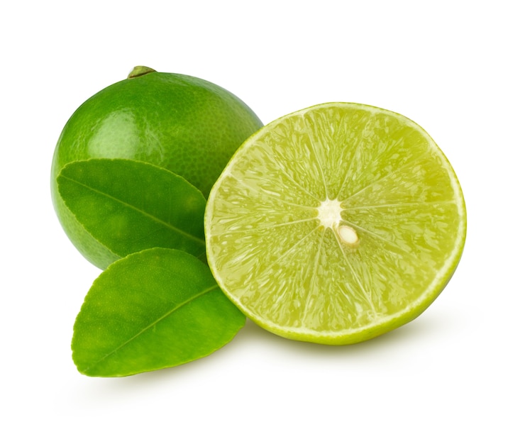Photo limes isolés sur le fond blanc. avec un tracé de détourage