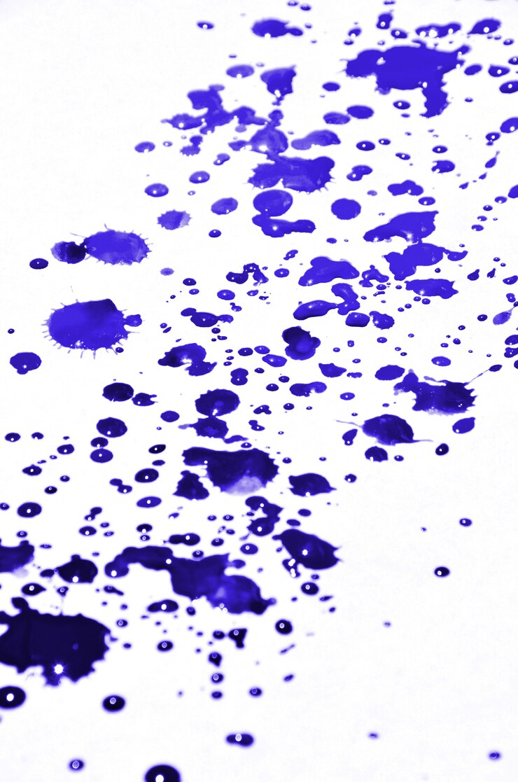 Photo liquide de peinture aquarelle violet coloré