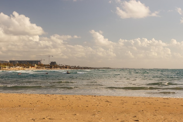 Littoral de Haïfa. plage du Carmel