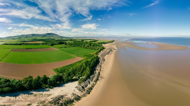 Littoral de la plage de Powillimount à Dumfries et Galloway en Écosse