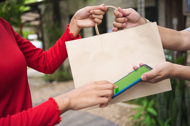 livraison service alimentaire à domicile