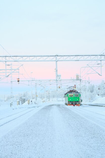 Locomotive de train vert