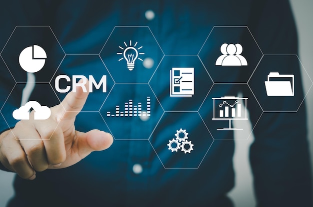 Logiciel de système d'automatisation de gestion de la relation client CRM technologie d'entreprise sur le concept d'écran virtuel