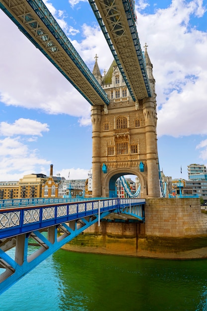 London Tower Bridge coucher de soleil sur la Tamise