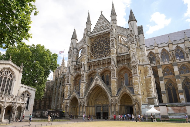 LONDRES ROYAUME-UNI 15 JUILLET 2022 Façade de l'abbaye de Westminster à Londres Angleterre