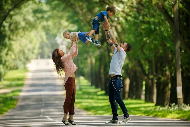 Longueur complète du père avec le fils