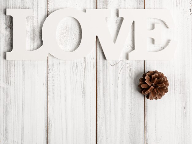 Love board et pomme de pin