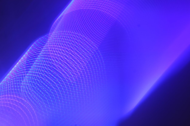 La lumière peut être classée par fréquence et a des propriétés de conduction spéciales