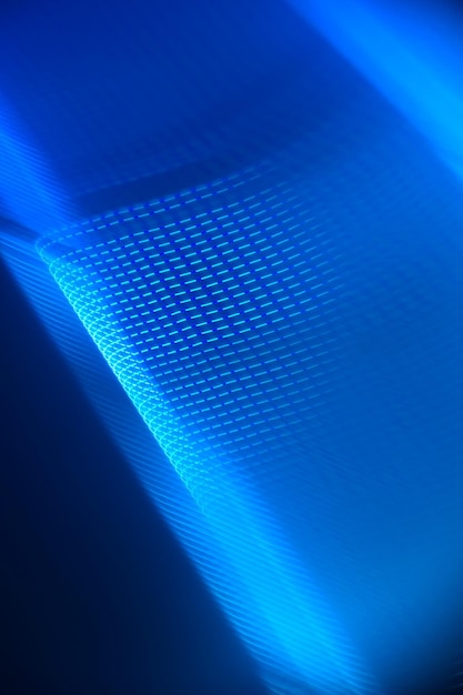 La lumière a des propriétés de conduction spéciales pour stabiliser la transmission des signaux.