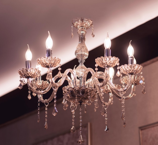 Lustre classique en cristal