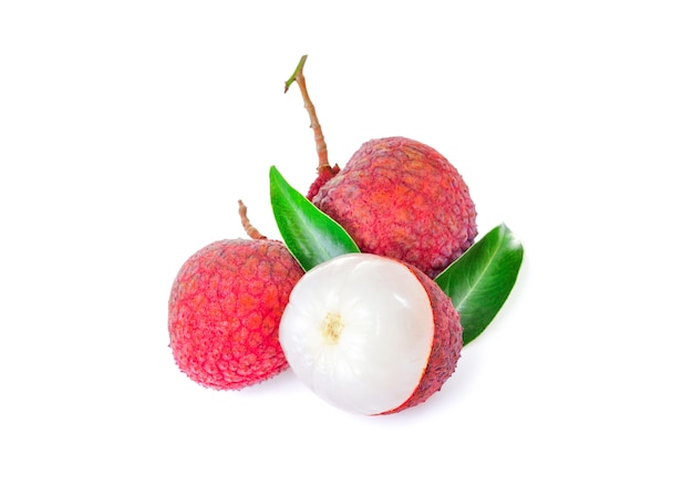 Lychee isolé sur blanc.