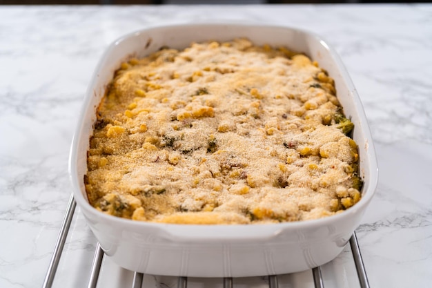 Photo macaroni au fromage avec brocoli