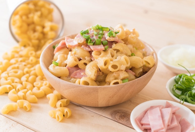 Macaroni et jambon