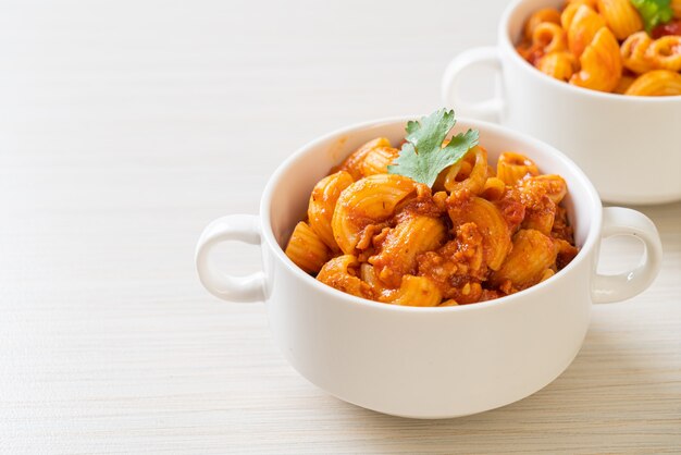 macaroni sauce tomate et porc haché, chop suey américain, goulash américain