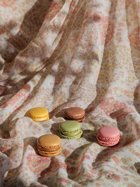 Photo des macarons colorés photo verticale de nature morte