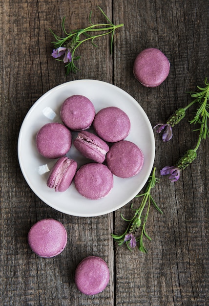 Macarons français à la lavande