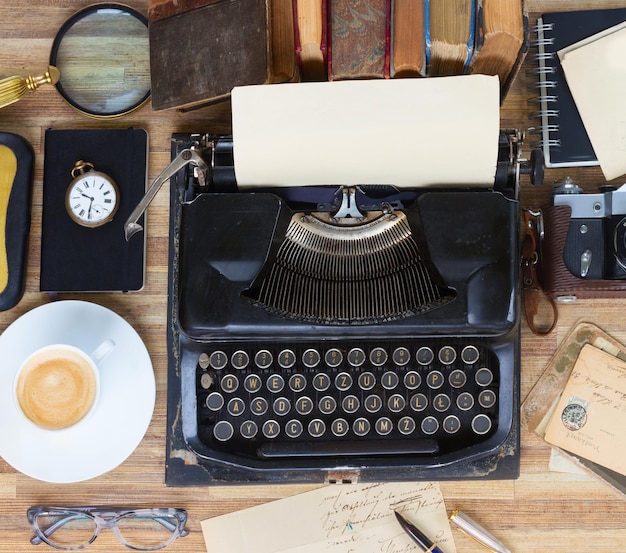 Machine à écrire sur table