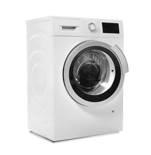 Photo machine à laver moderne sur fond blanc