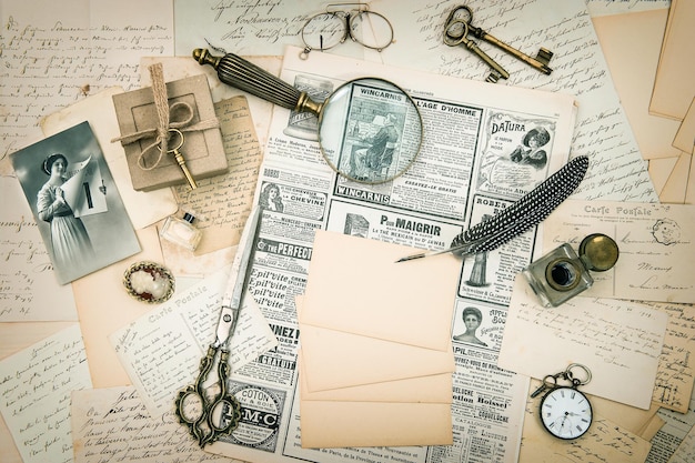 magazines de mode vintage vieilles lettres et cartes postales