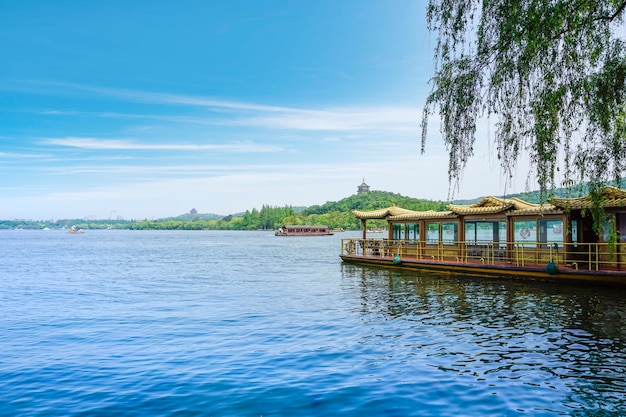 Le magnifique paysage du lac ouest à Hangzhou