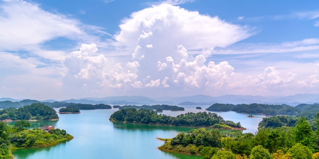 Le magnifique paysage du lac Qiandao