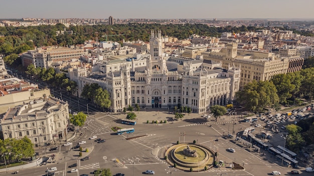 Mairie de Madrid et Plaza de Cibeles. Vue aérienne