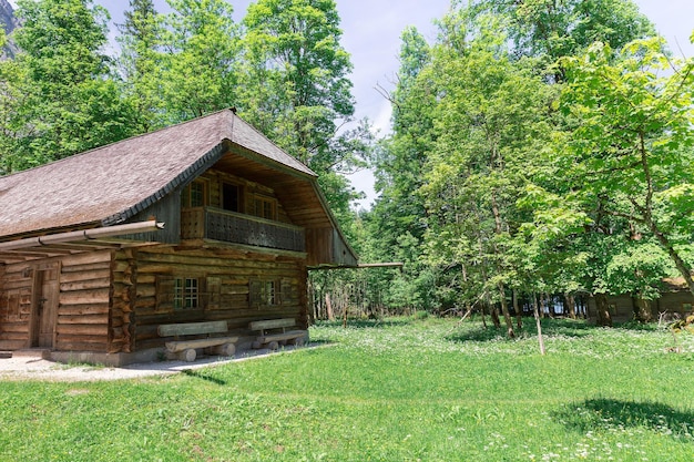 Maison en bois au bord du lac Königssee