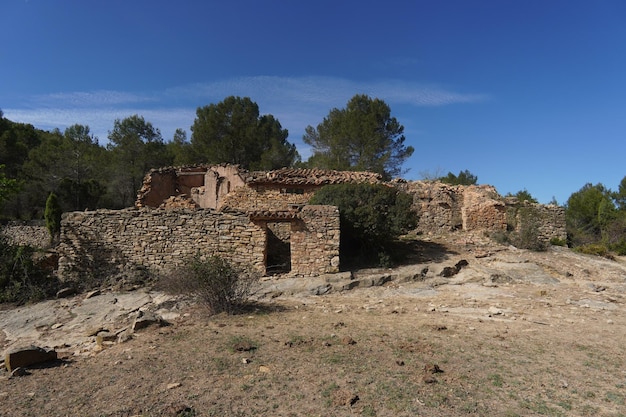 Une maison dans les montagnes de l'alcazar