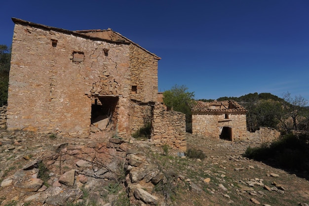 Une maison dans les montagnes de la gracia