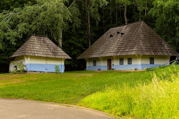 Maison dans le village. Maison cosaque. Culture ukrainienne