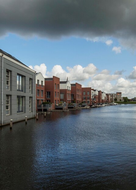 Maisons d'architecture moderne dans la ville néerlandaise de Vlaardingen Pays-bas Hollande