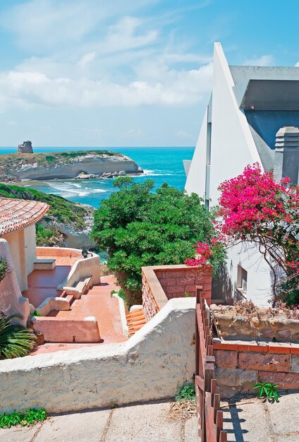 Maisons de la côte sarde un jour d'été