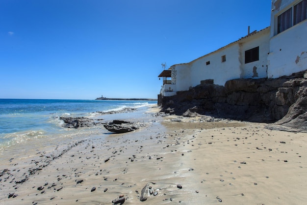 maisons près de la mer