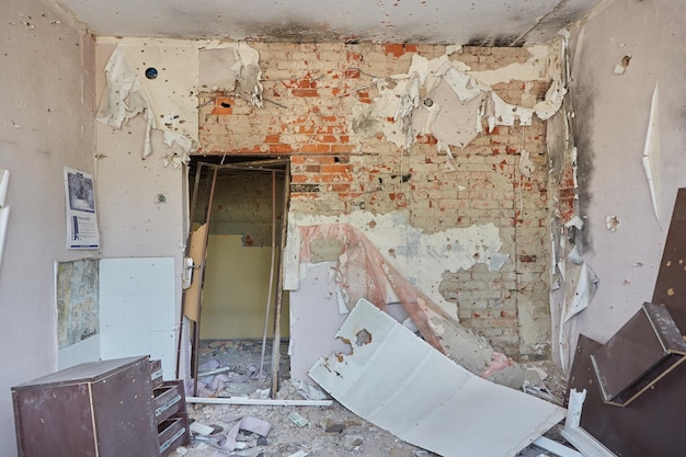 Maisons en ruines endommagées à Tchernihiv près de Kyiv au nord de l'Ukraine