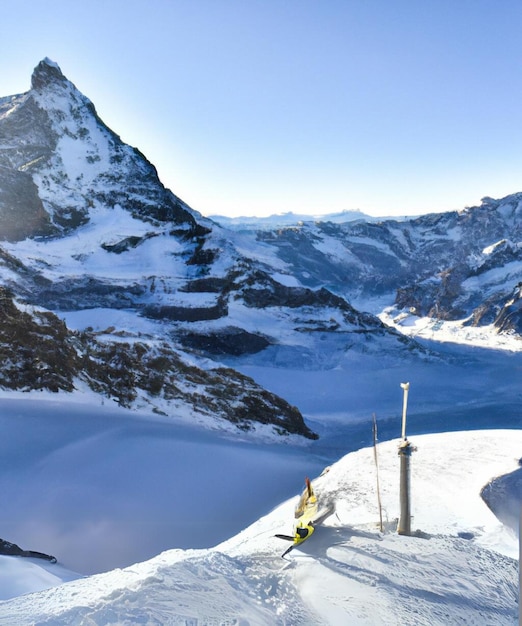 La majesté alpine explore les sommets enneigés de la Suisse