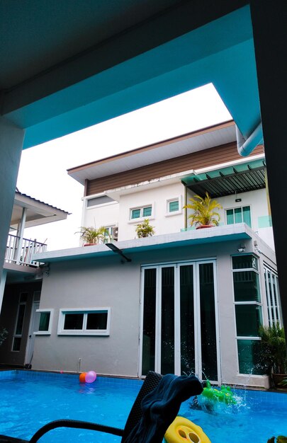 Malaisie Melaka 16 février 2022 Piscine située dans le quartier d'une villa