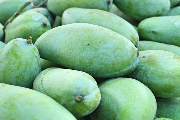 mangue au marché de rue