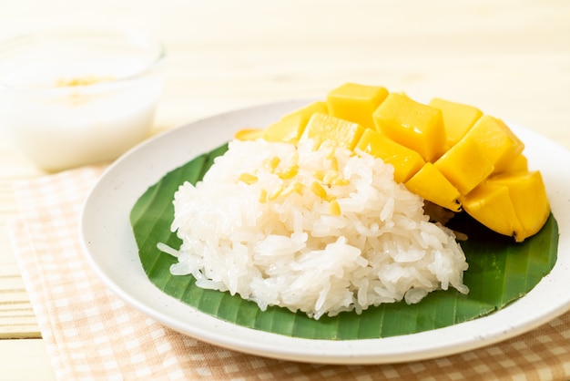 mangue avec riz gluant