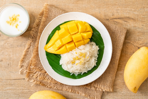 mangue avec riz gluant