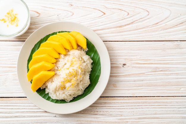 mangue avec riz gluant