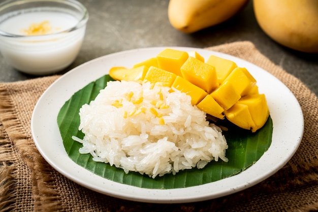 mangue avec riz gluant