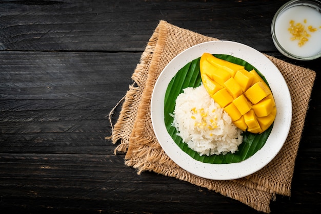 mangue avec riz gluant