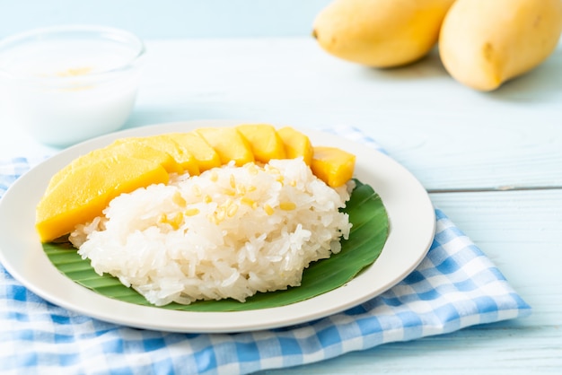 mangue avec riz gluant