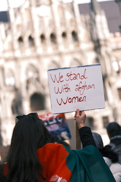 Photo la manifestation internationale pour les femmes afghanes