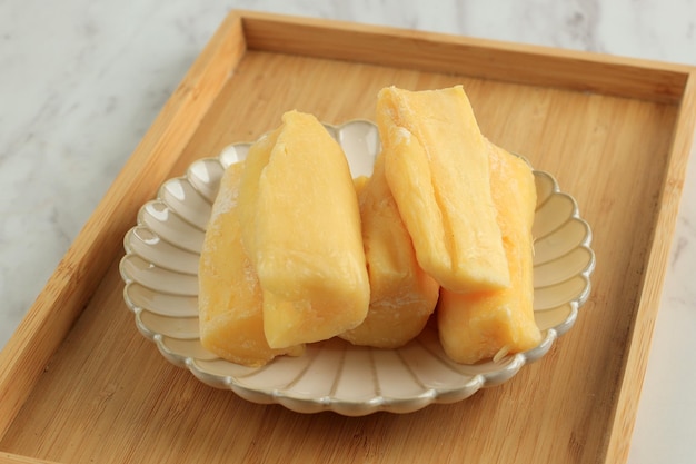 Photo le manioc fermenté, aliment traditionnel indonésien