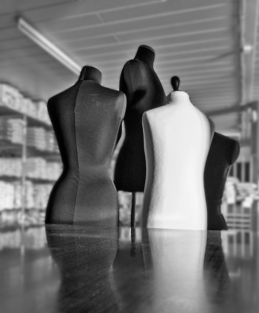 Photo des mannequins au magasin