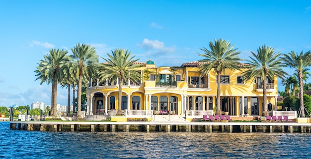 Manoir de luxe au bord de l'eau à fort lauderdale en floride