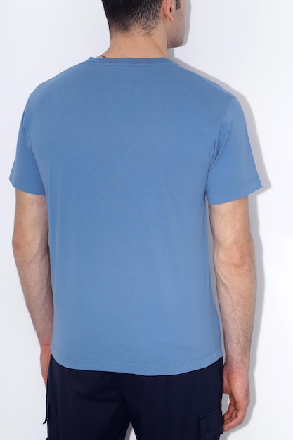 Photo maquette de t-shirts bleus pour hommes